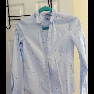 H&M  fitted cherry button down